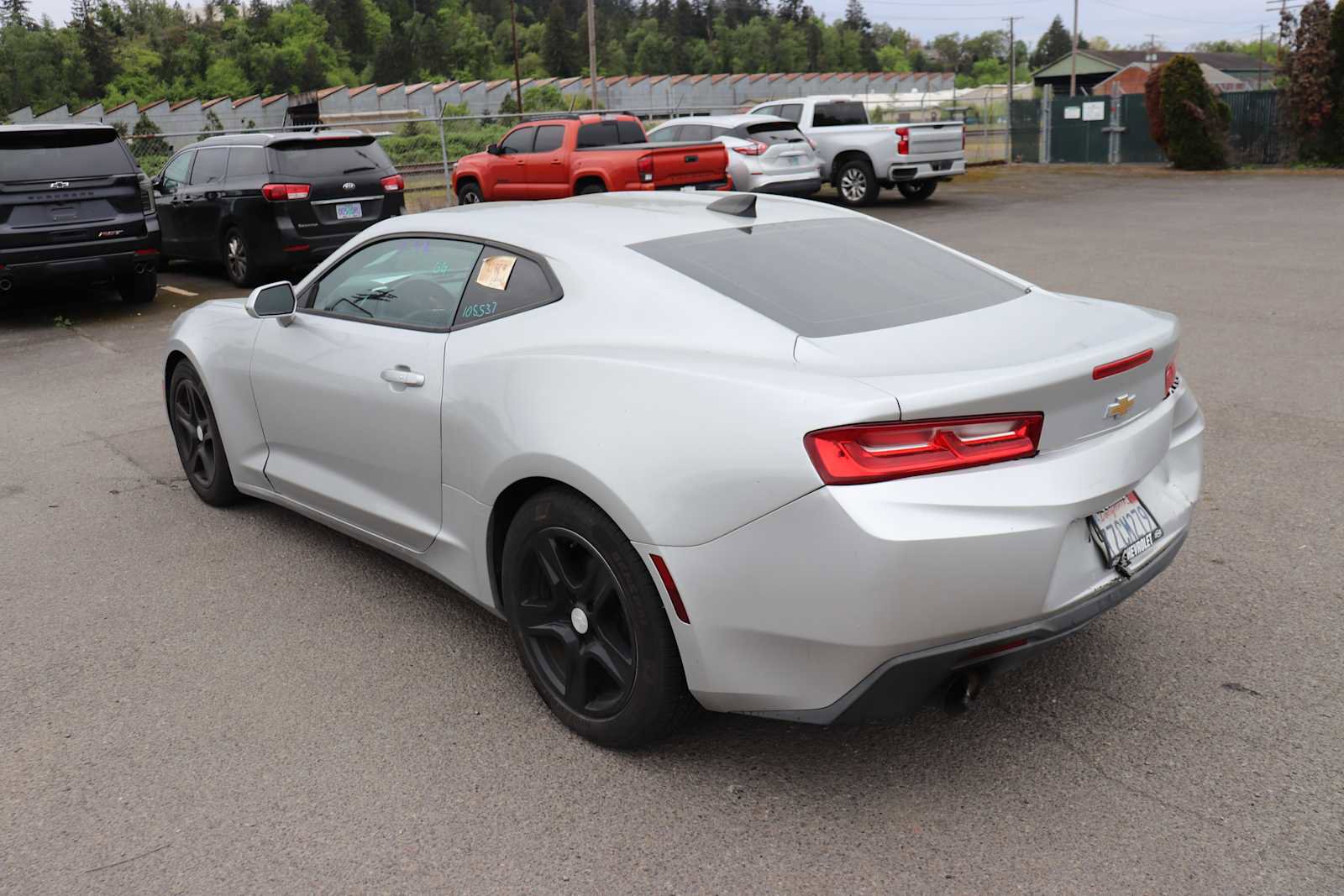 Used 2017 Chevrolet Camaro LT RWD image 7