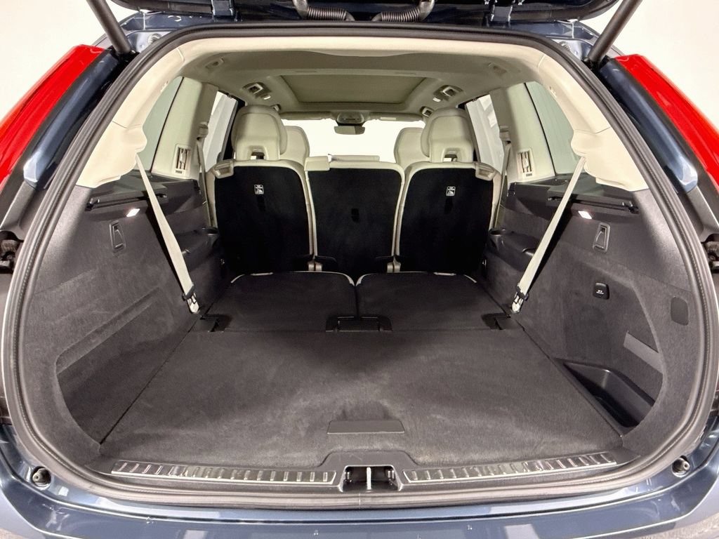 Used 2025 Volvo XC90 T8 Ultra AWD/4WD image 22
