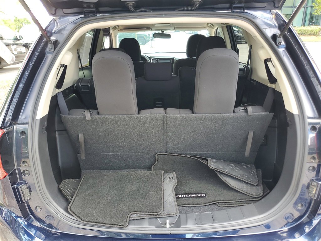 Used 2018 Mitsubishi Outlander ES image 9