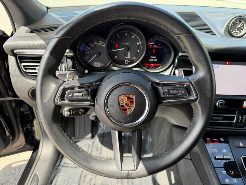 Used 2024 Porsche Macan AWD/4WD image 20