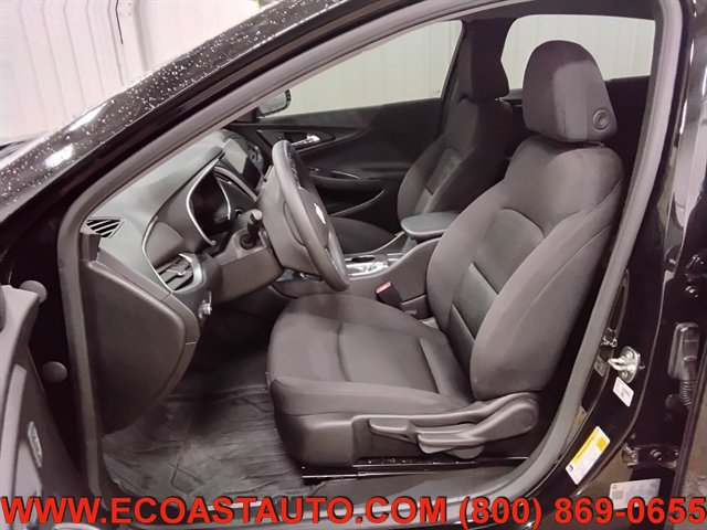 Used 2024 Chevrolet Malibu LS w/ LPO, Floor Liner Package FWD image 10