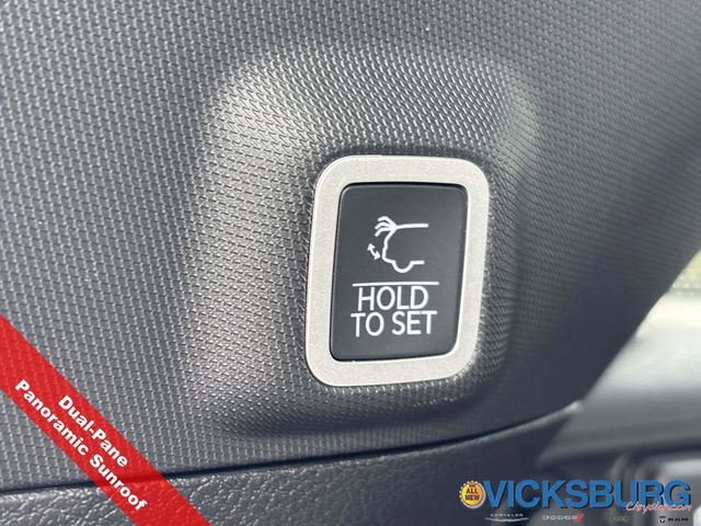 New 2025 Jeep Grand Cherokee Limited image 40