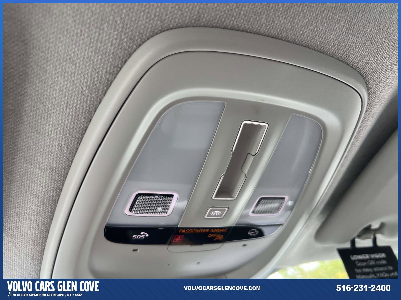 Certified 2025 Volvo XC40 B5 Ultra w/ Protection Package Premier image 33