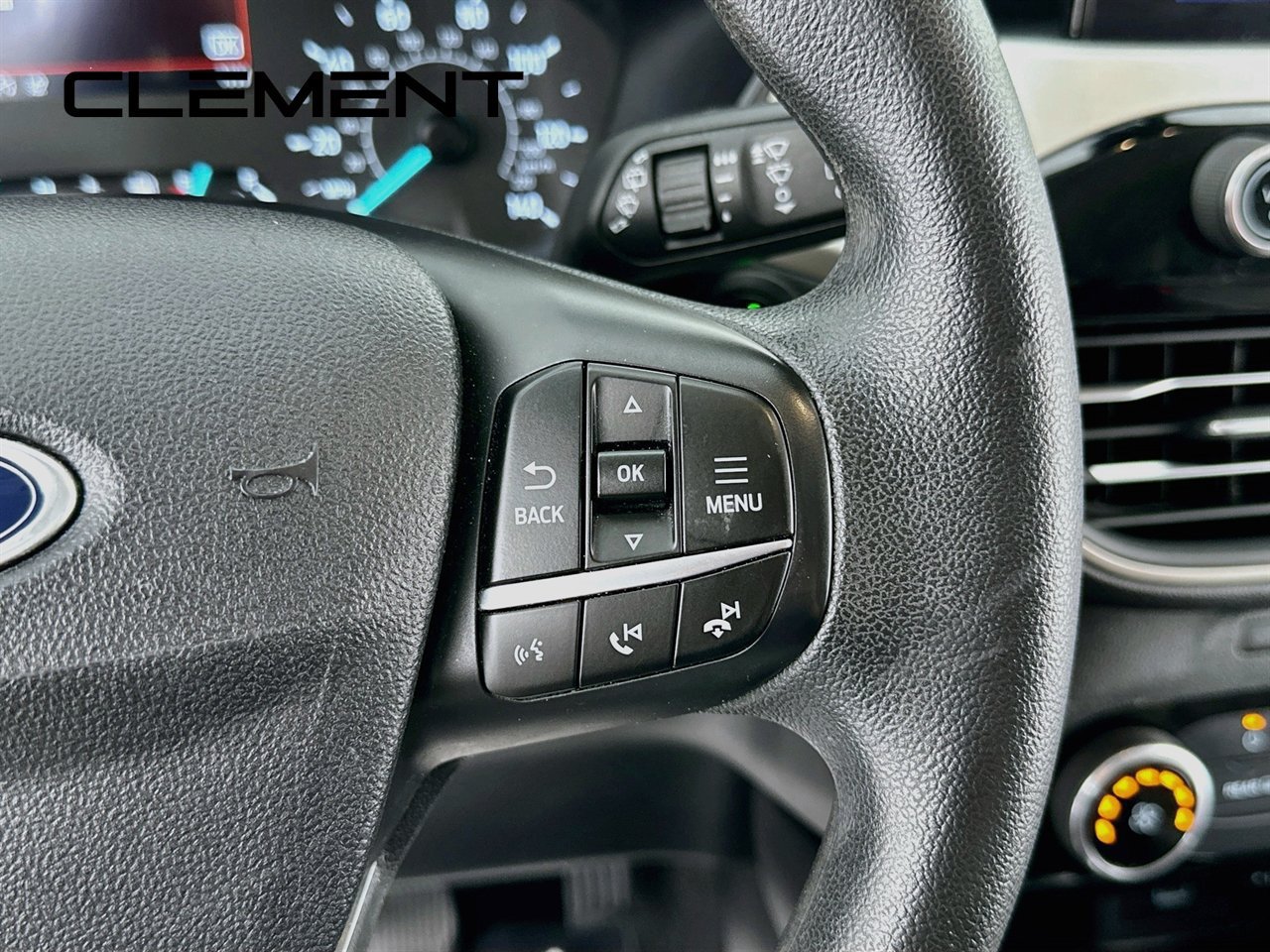 Used 2022 Ford Escape SE FWD image 17
