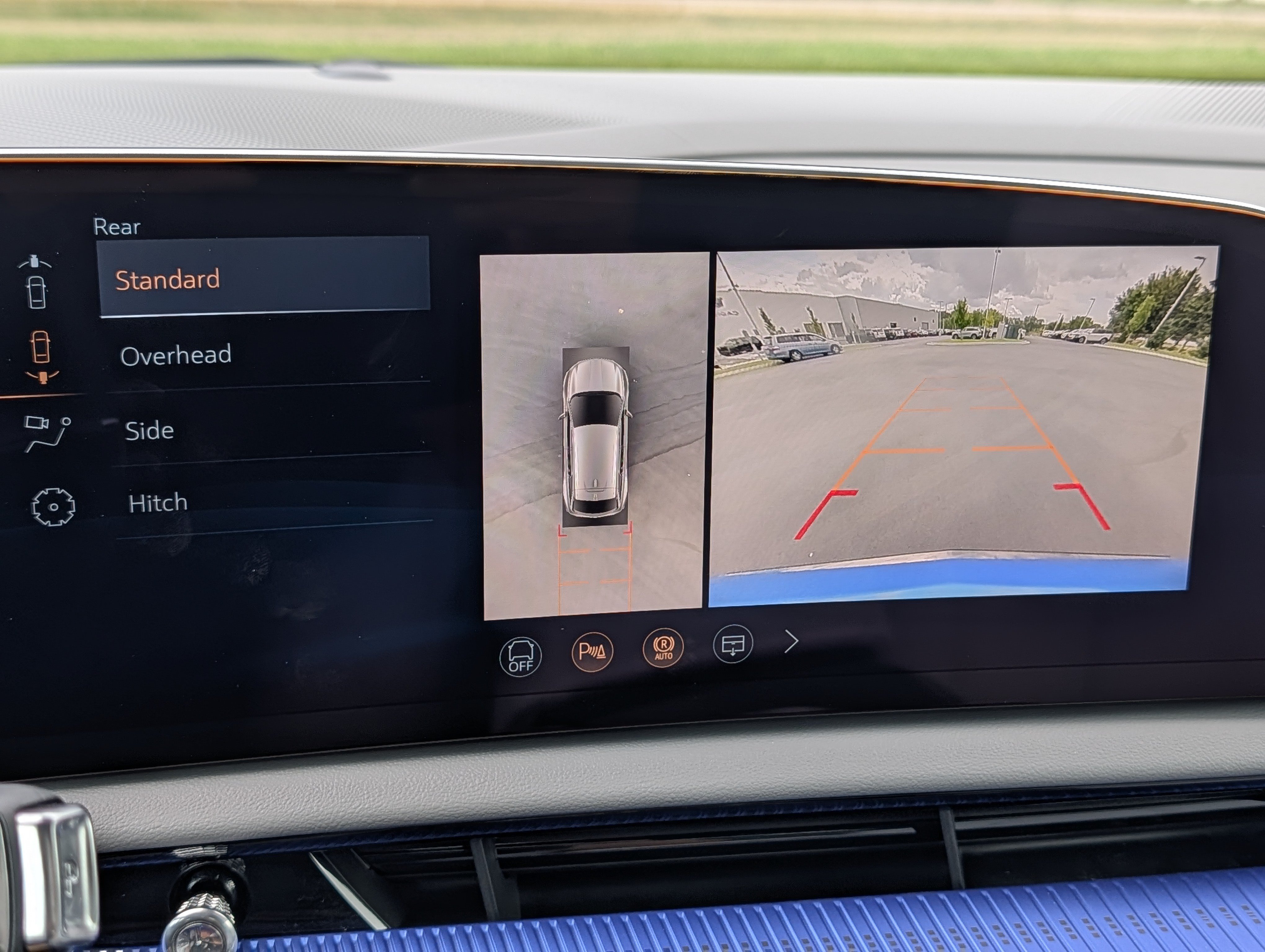 Used 2027 Cadillac Optiq Luxury w/ LPO, Floor Liner Package AWD/4WD image 54