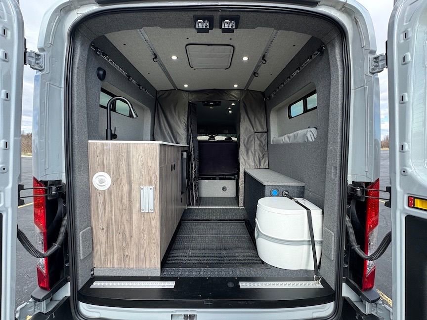 Used 2021 Ford Transit 350 Medium Roof AWD image 18