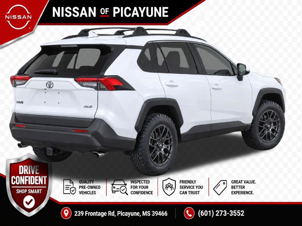 Used 2019 Toyota RAV4 XLE w/ Convenience Package FWD image 6