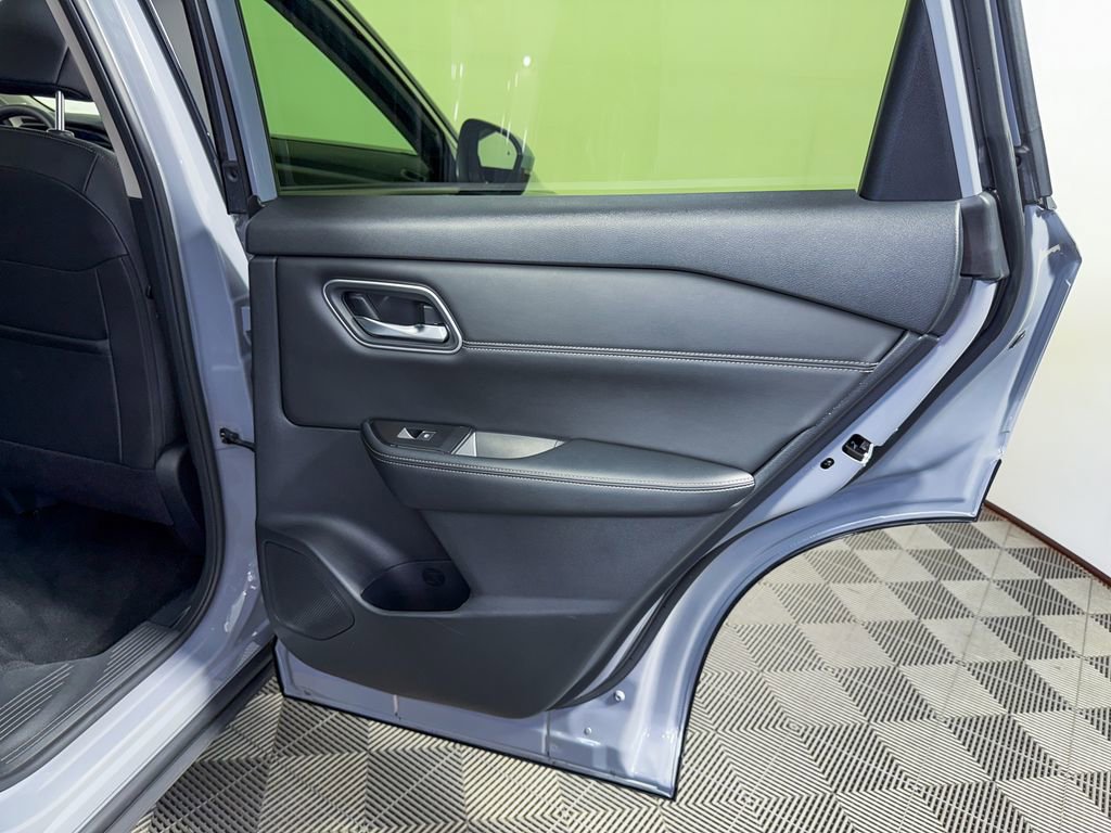 Certified 2024 Nissan Rogue Platinum image 52
