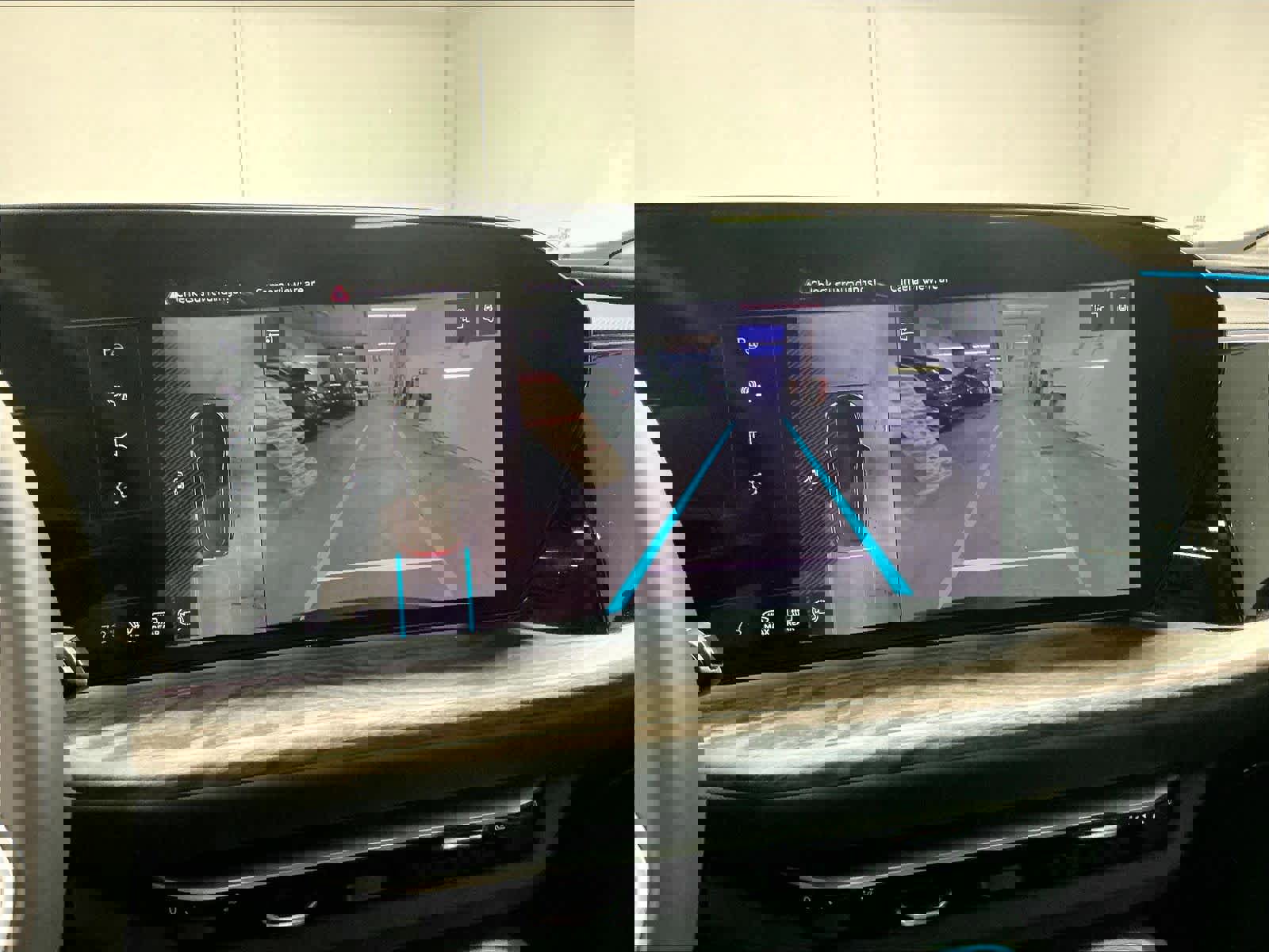 Used 2025 Audi Q5 Premium Plus w/ Premium Plus image 23