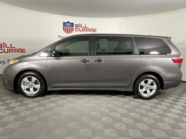 Used 2020 Toyota Sienna L image 6