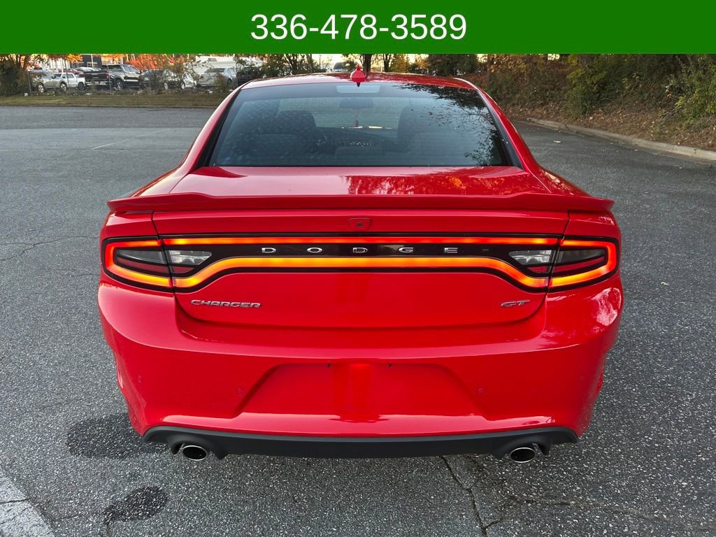 Used 2022 Dodge Charger GT image 4