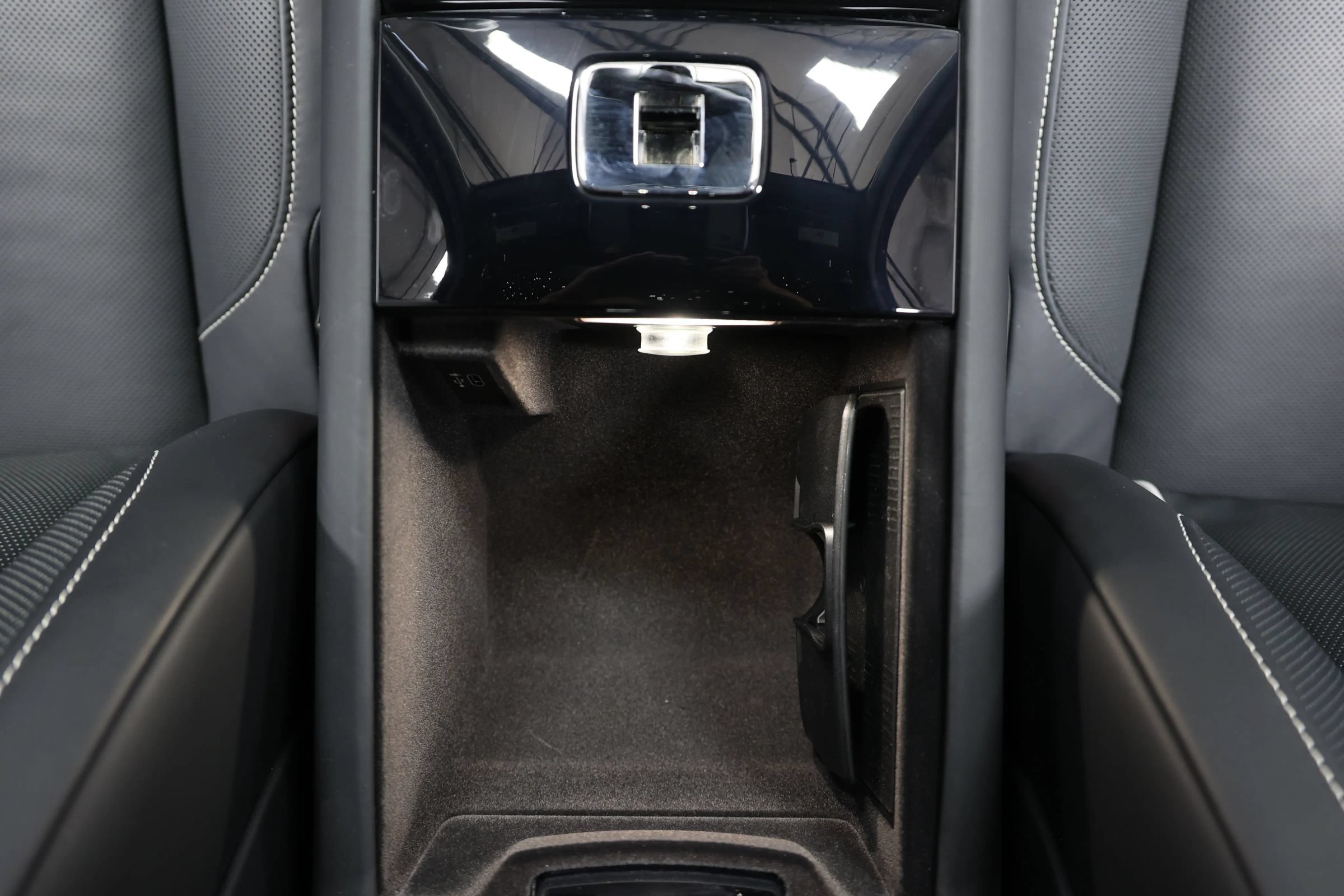 Used 2021 Rolls-Royce Ghost AWD/4WD image 50