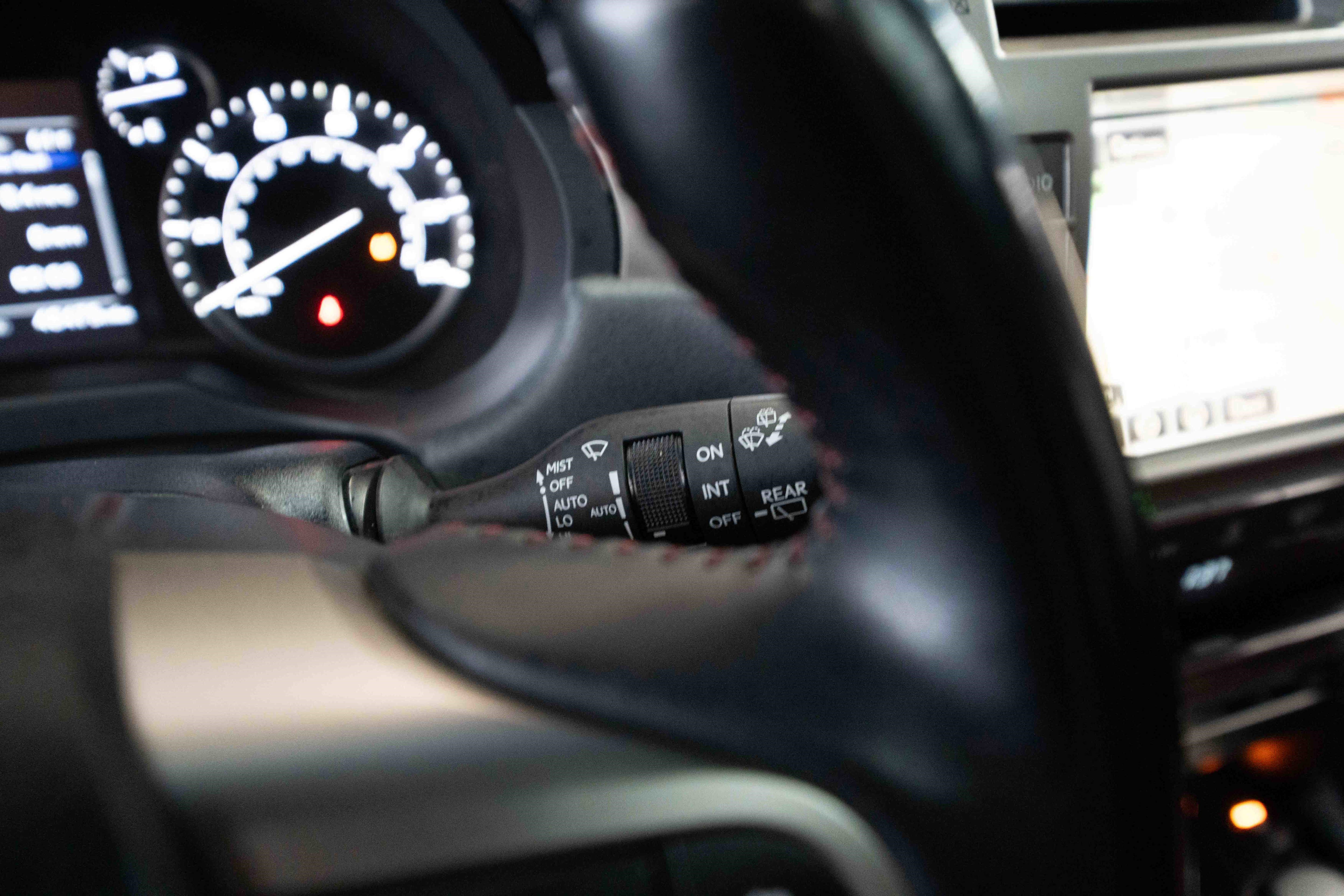 Used 2021 Lexus GX 460 Premium w/ Premium Package image 14