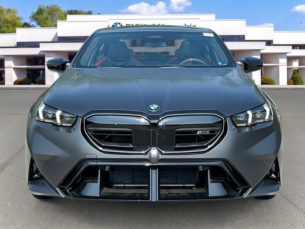 New 2027 BMW M5 w/ Executive Package AWD/4WD image 2