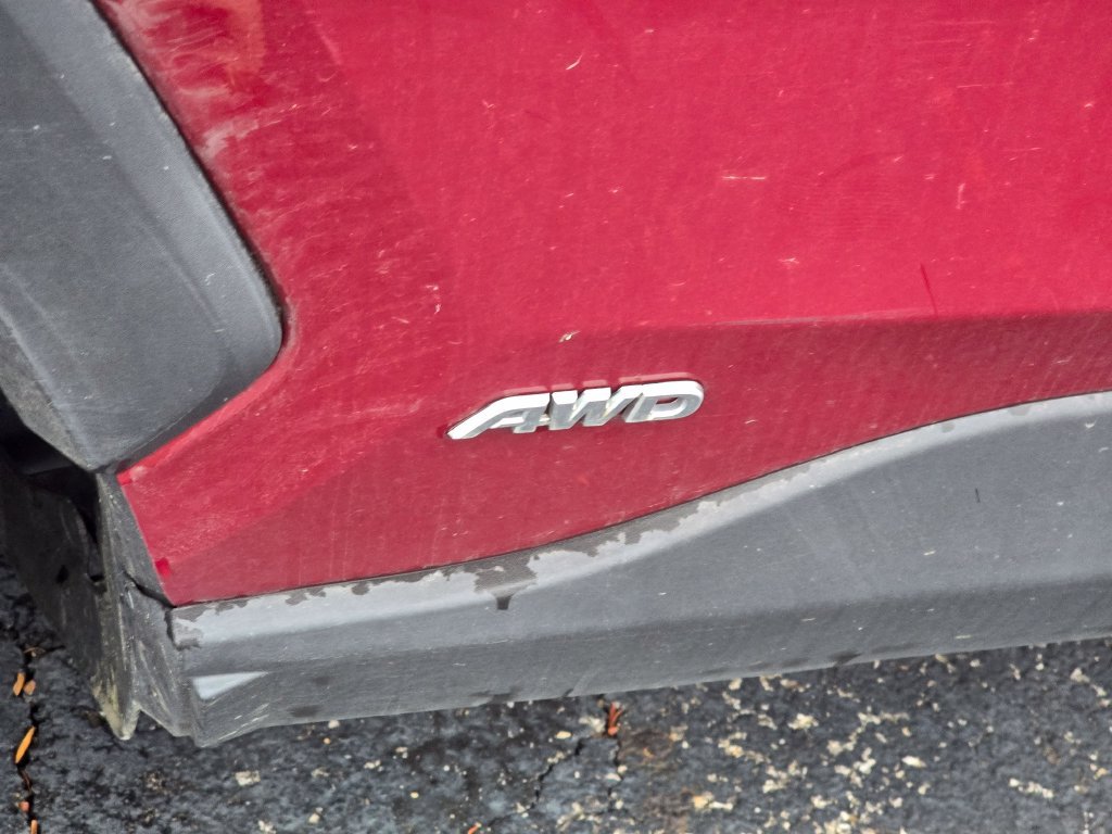 Used 2020 Toyota RAV4 Limited AWD/4WD image 10