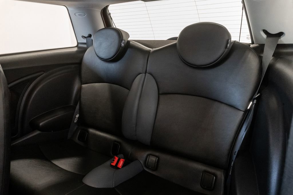 Used 2009 MINI Cooper Hardtop FWD image 21