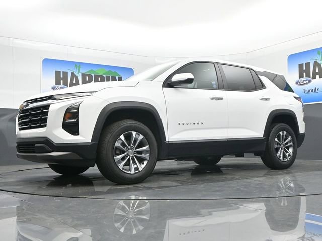 Used 2025 Chevrolet Equinox LT image 19