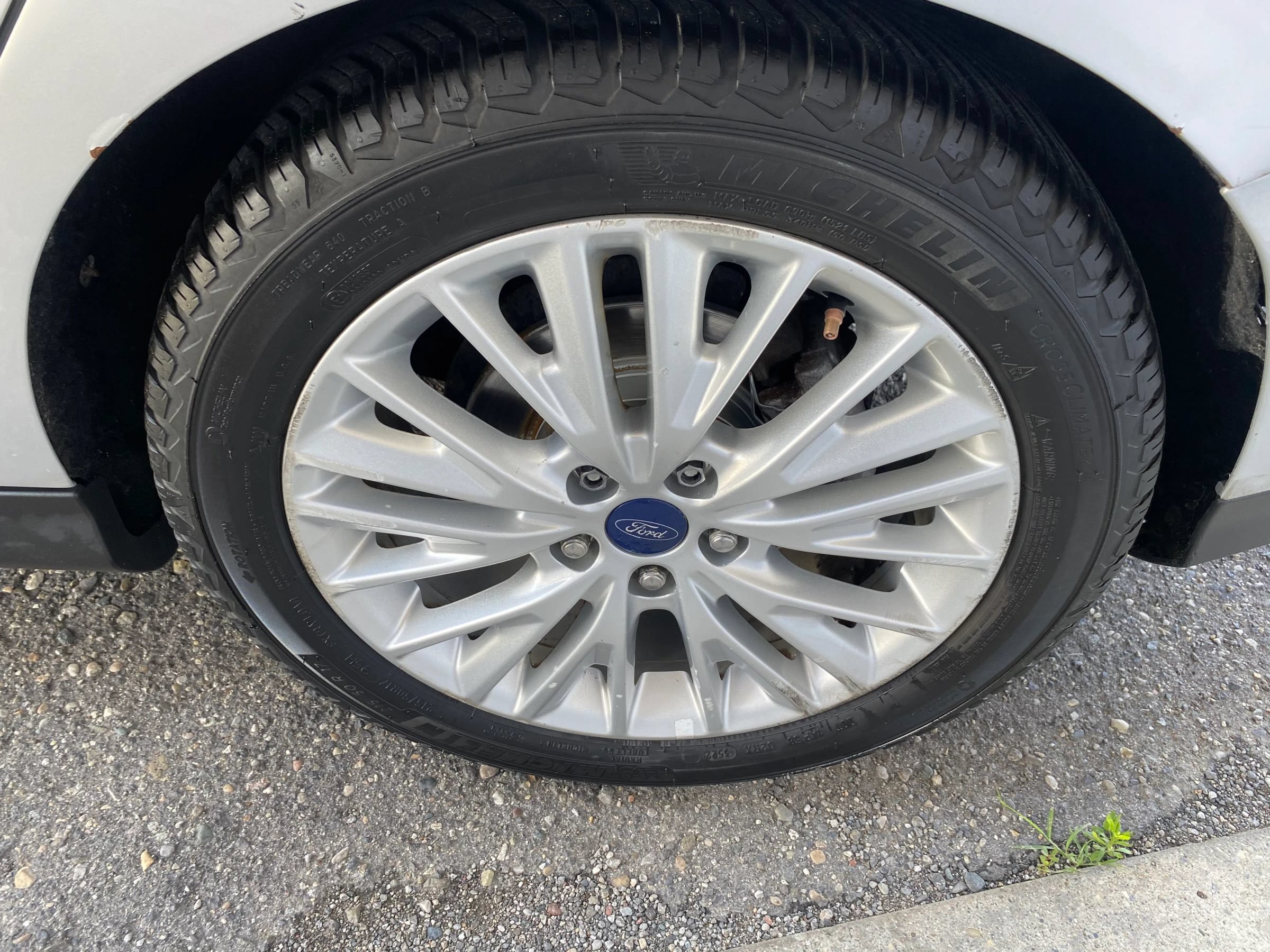 Used 2016 Ford Focus Titanium FWD image 25