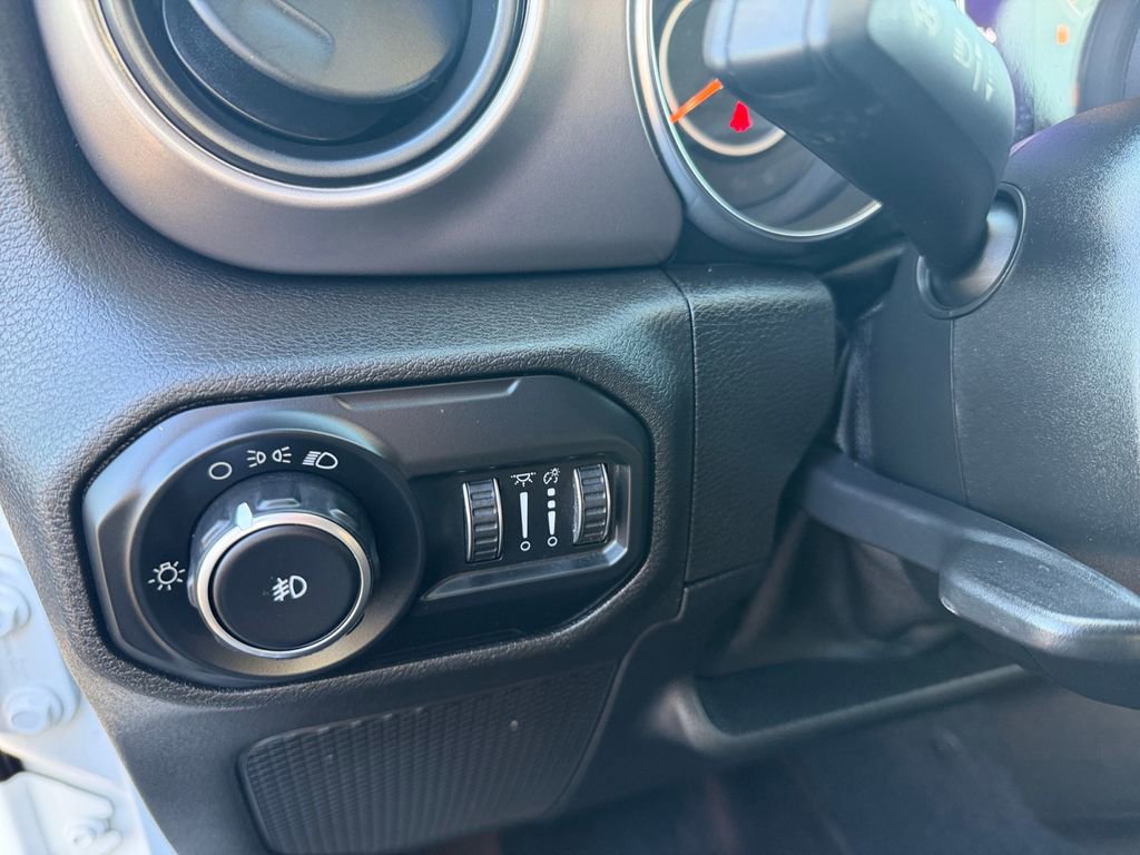 Used 2020 Jeep Wrangler Unlimited Sport image 18