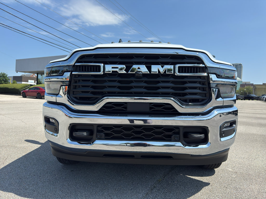 New 2027 RAM 3500 Tradesman AWD/4WD image 3