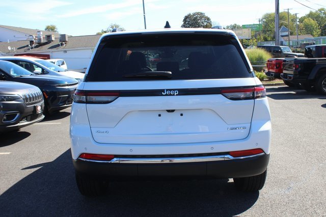 Used 2024 Jeep Grand Cherokee Limited image 26