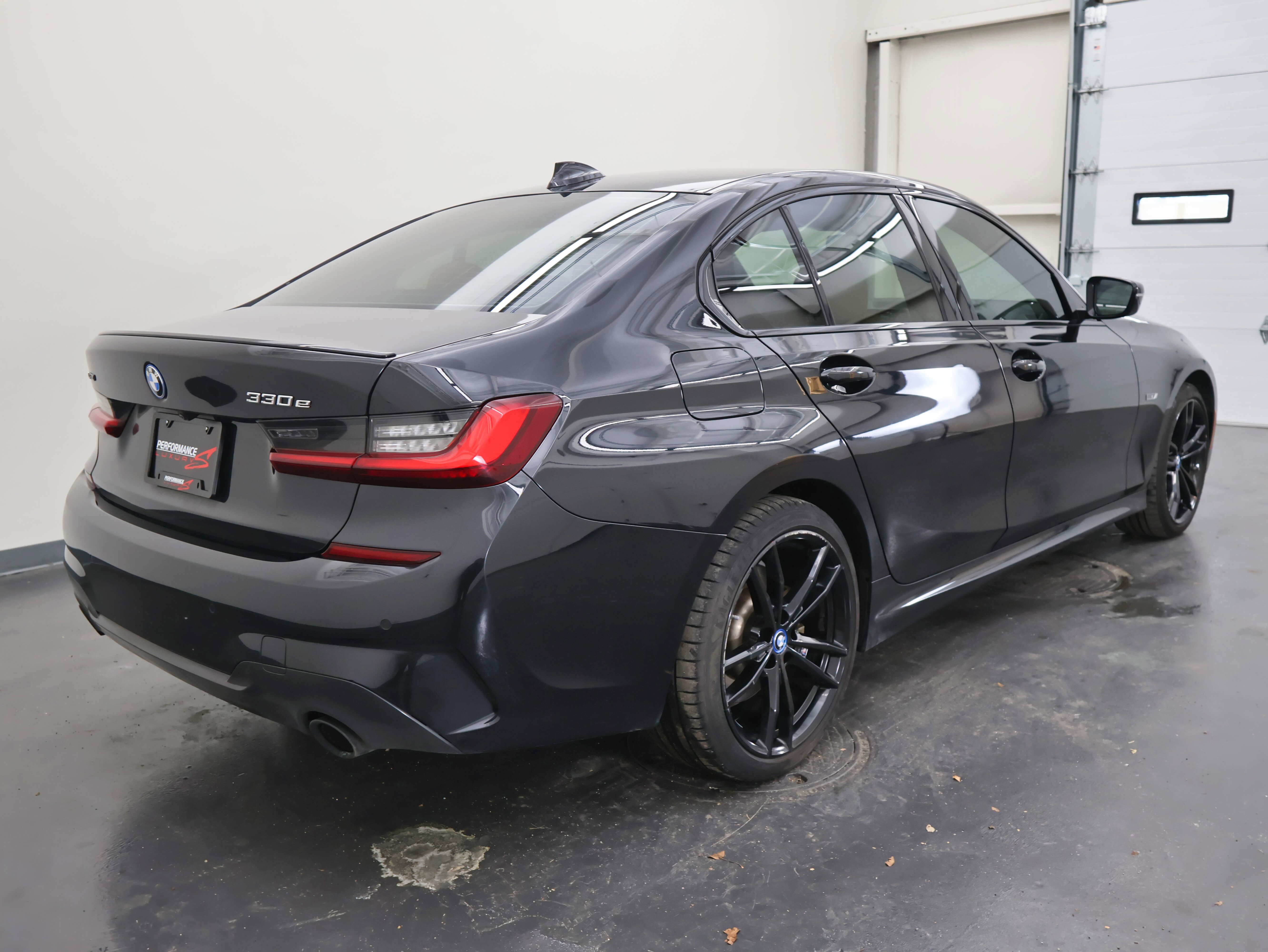 Used 2022 BMW 330e xDrive w/ M Sport Package image 3