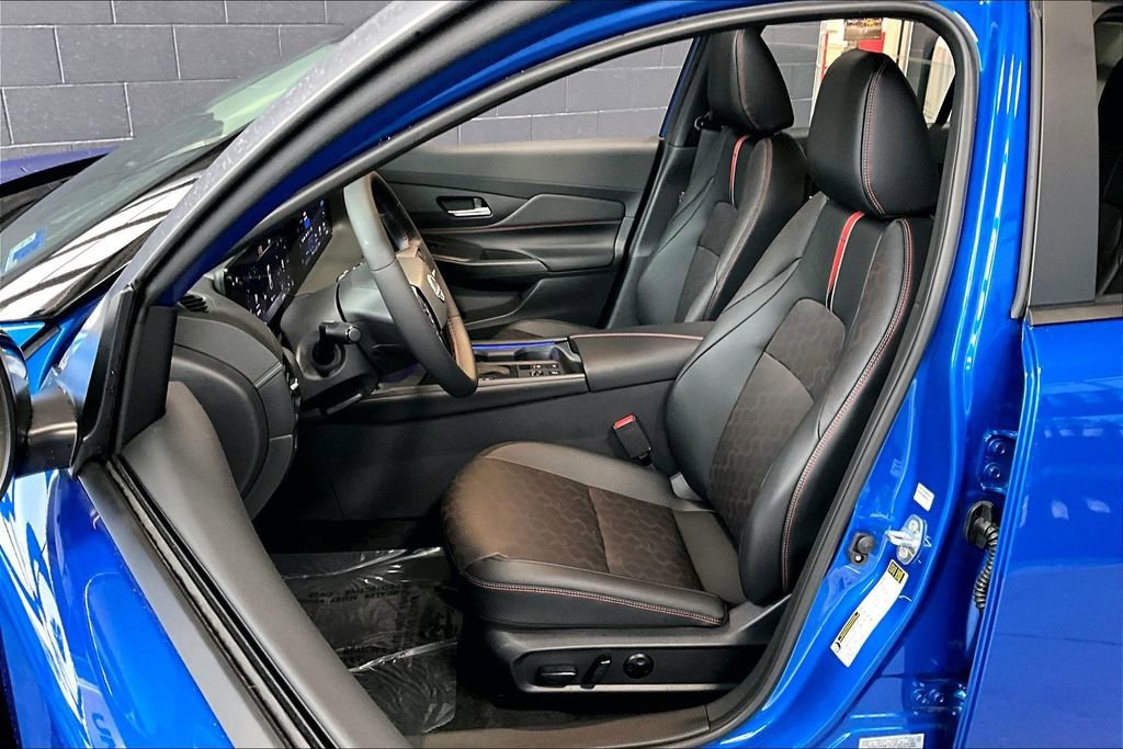New 2026 Nissan Sentra SR w/ SR Premium Package image 9