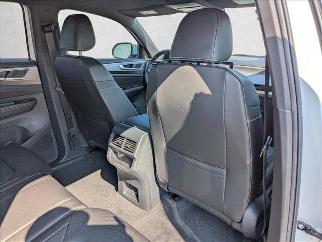 New 2026 Volkswagen Atlas Cross Sport SE FWD image 28