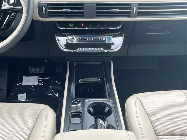 New 2025 Lincoln Corsair Grand Touring image 17