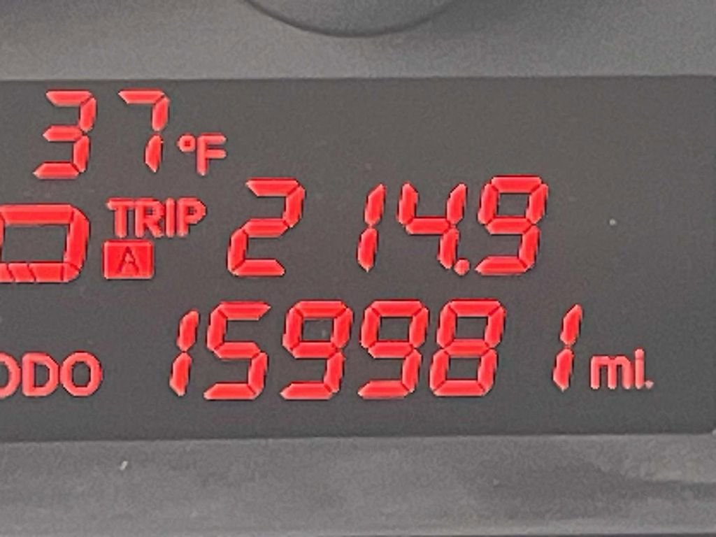 Used 2015 Kia Sorento LX image 34