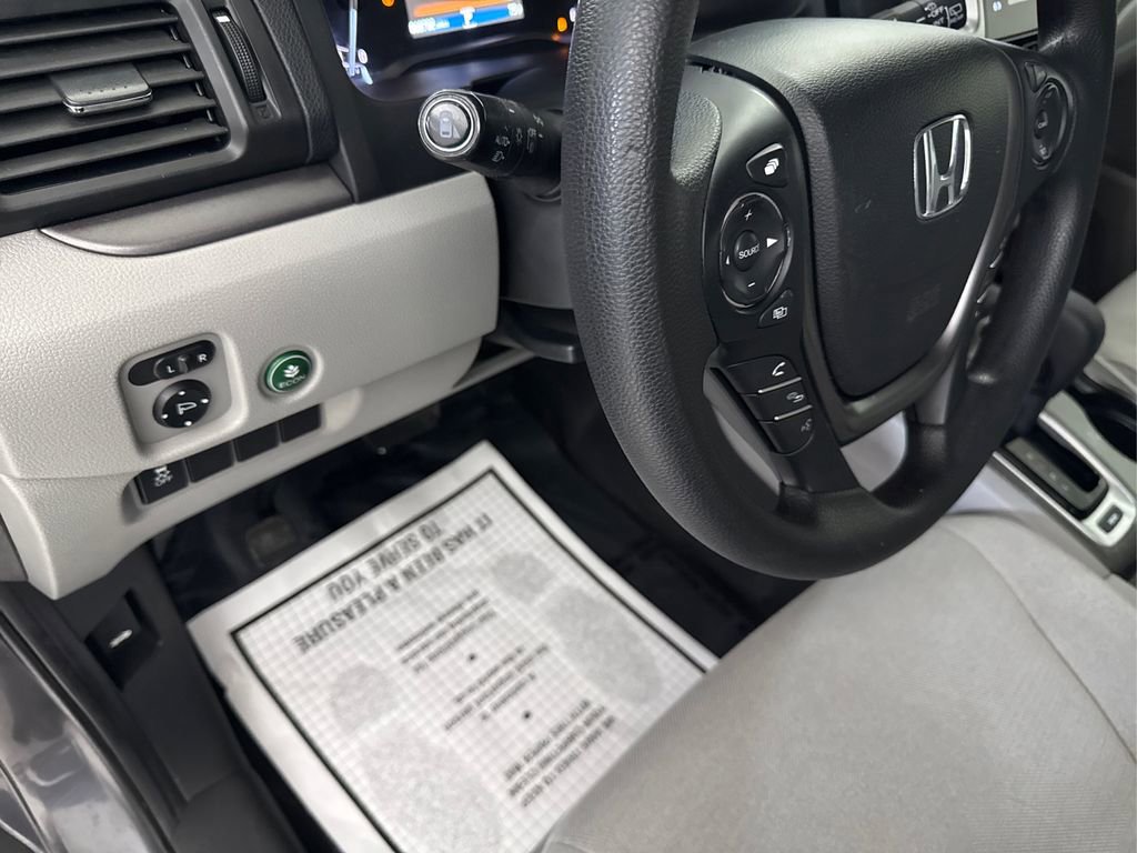 Used 2018 Honda Pilot EX image 40
