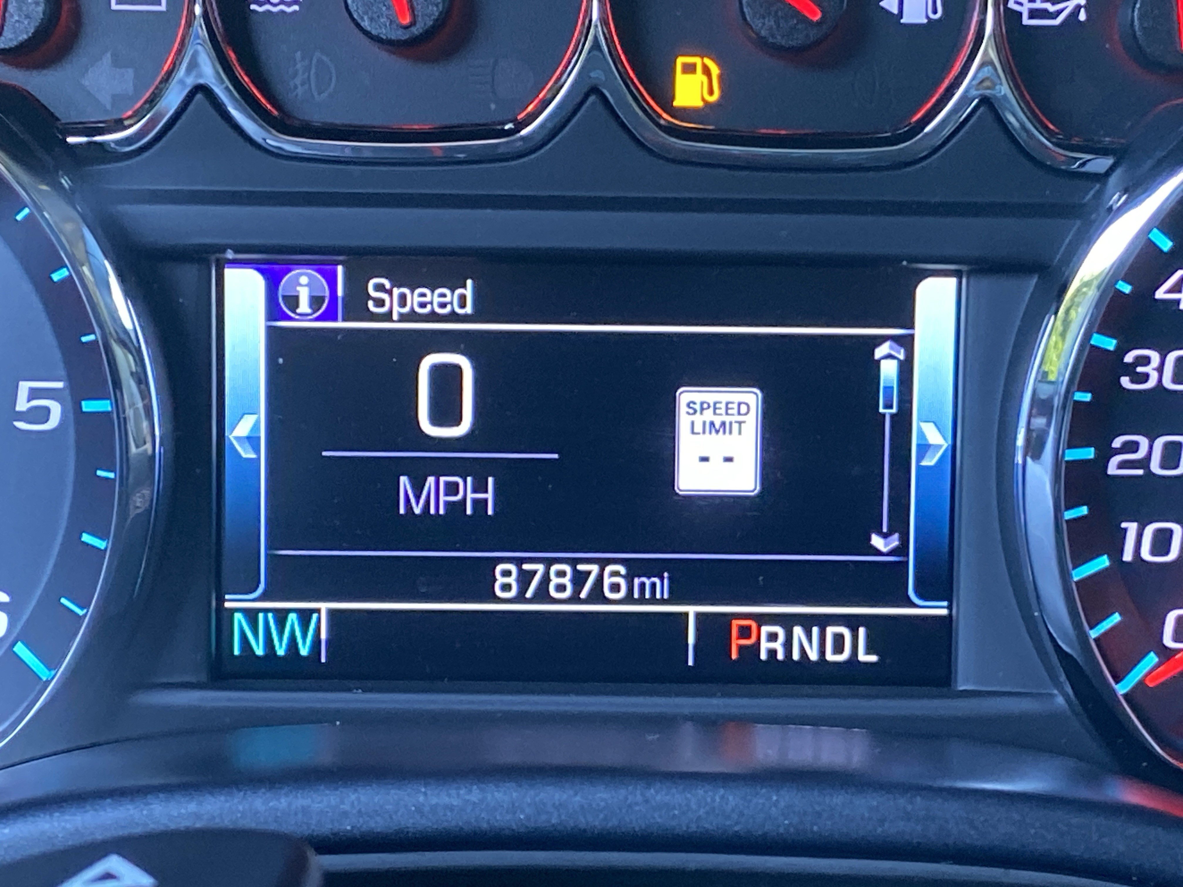Used 2018 GMC Sierra 1500 SLT AWD/4WD image 23