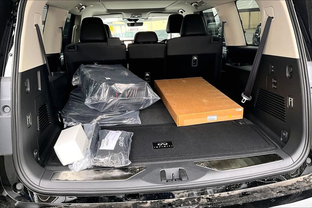 New 2026 INFINITI QX80 Luxe w/ Cargo Package AWD/4WD image 39