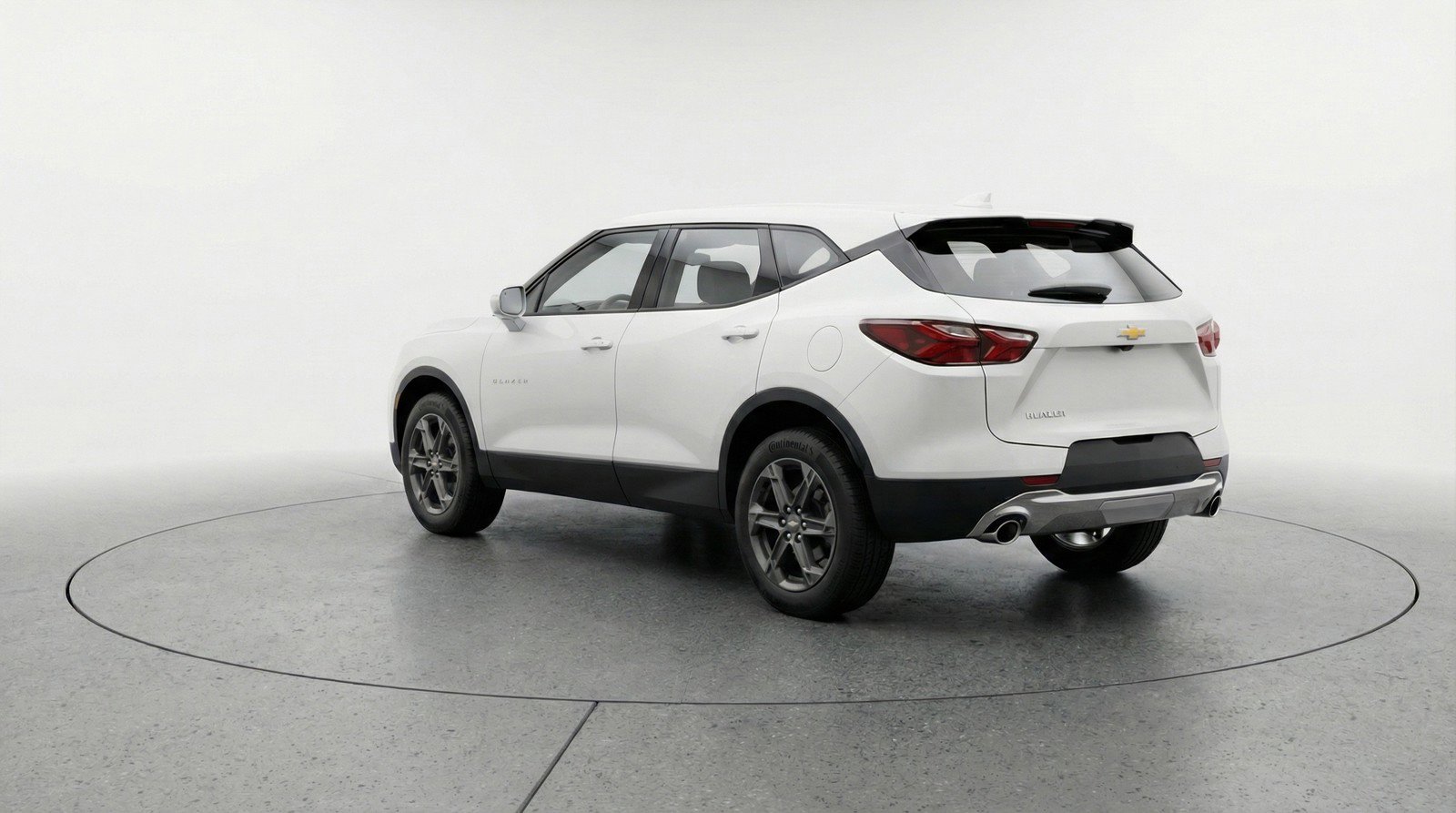 Used 2025 Chevrolet Blazer LT FWD image 6
