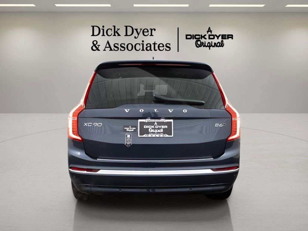 Certified 2025 Volvo XC90 B6 Plus w/ Protection Package Premier image 5