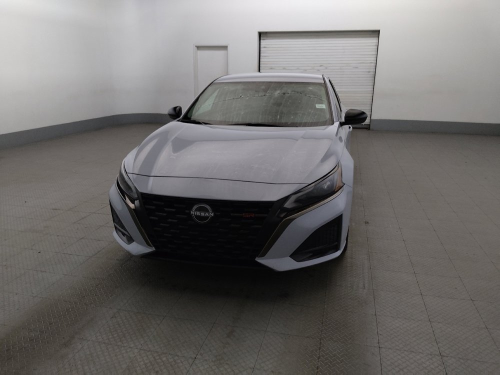 Used 2023 Nissan Altima 2.5 SR FWD image 15