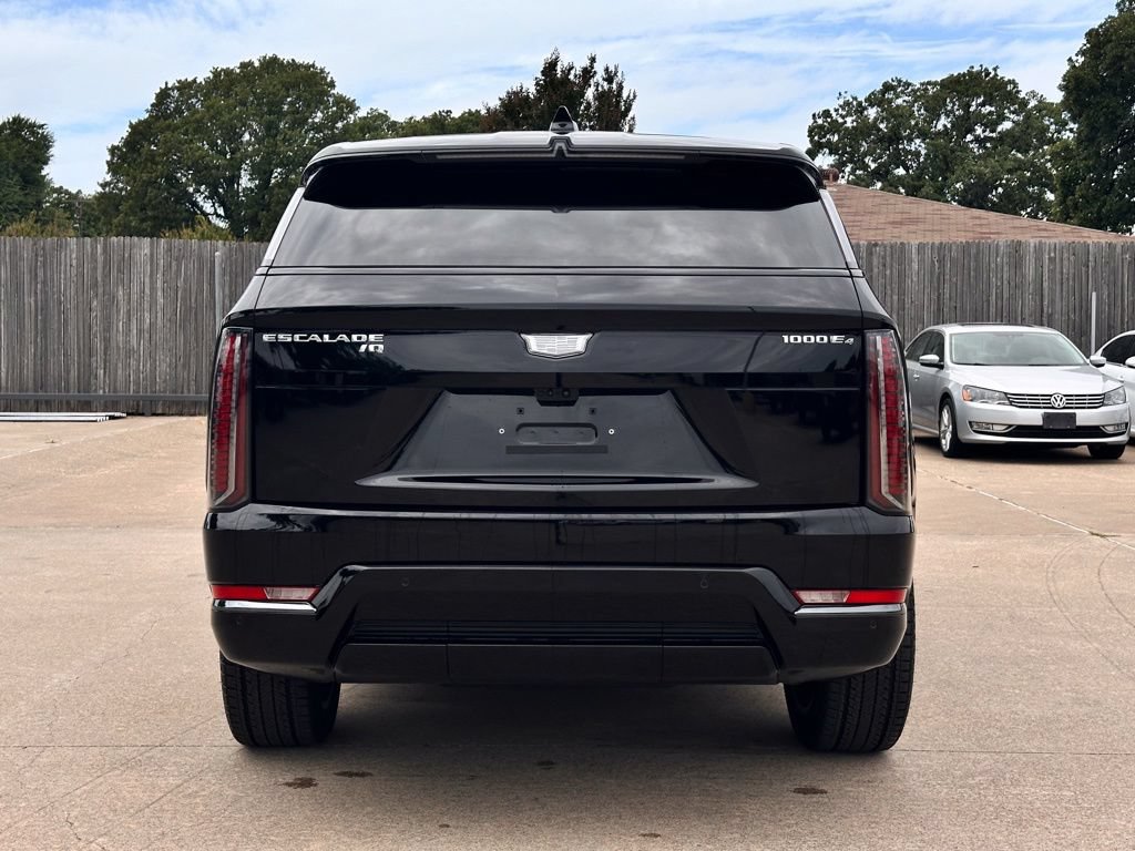 Used 2026 Cadillac Escalade IQ Sport 1 w/ LPO, Floor Liner Package AWD/4WD image 5