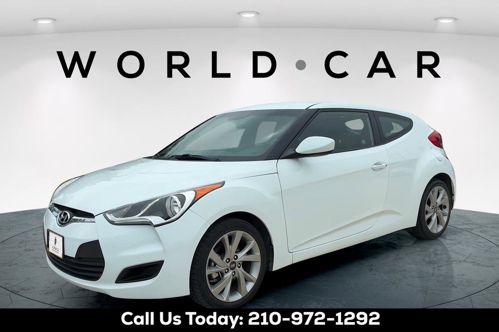 Used 2016 Hyundai Veloster FWD image 13