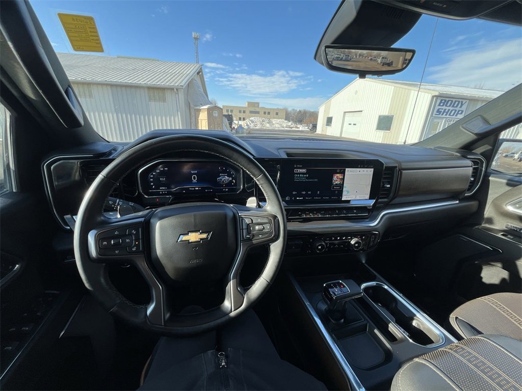 Certified 2023 Chevrolet Silverado 1500 High Country w/ Technology Package image 10