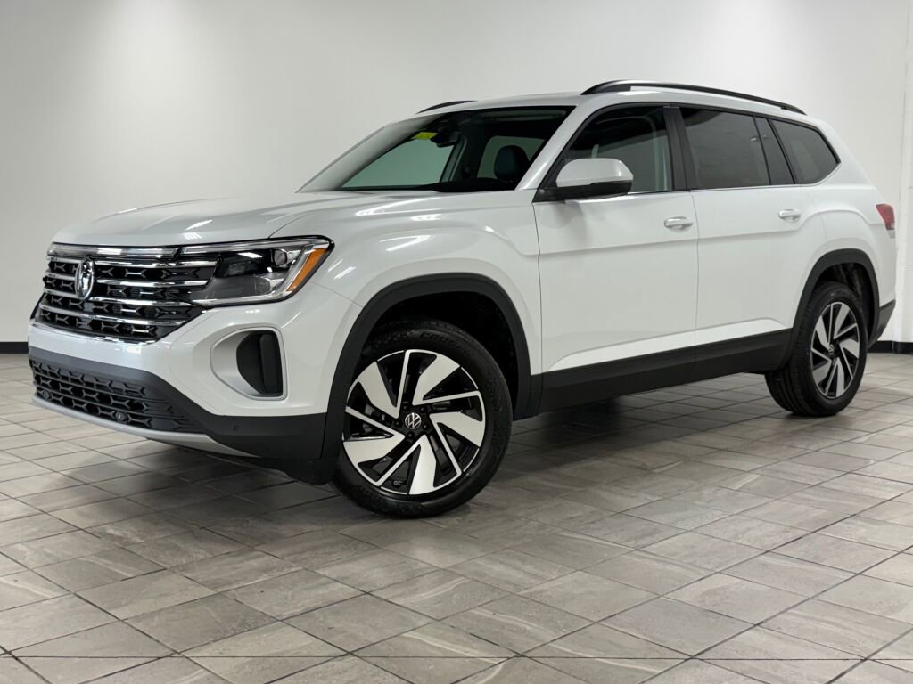 New 2026 Volkswagen Atlas SE image 3
