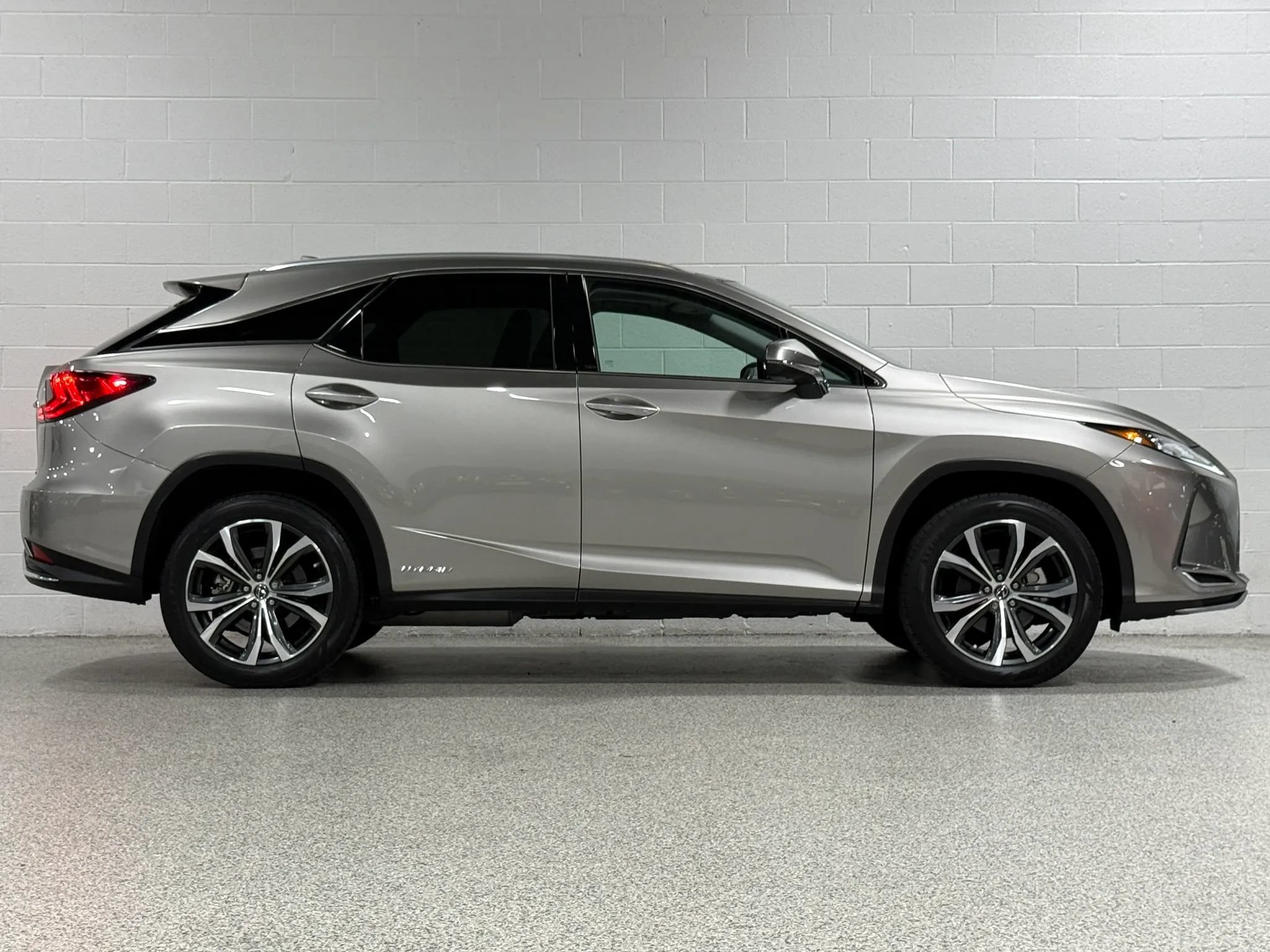 Used 2021 Lexus RX 450h AWD w/ Premium Package image 5