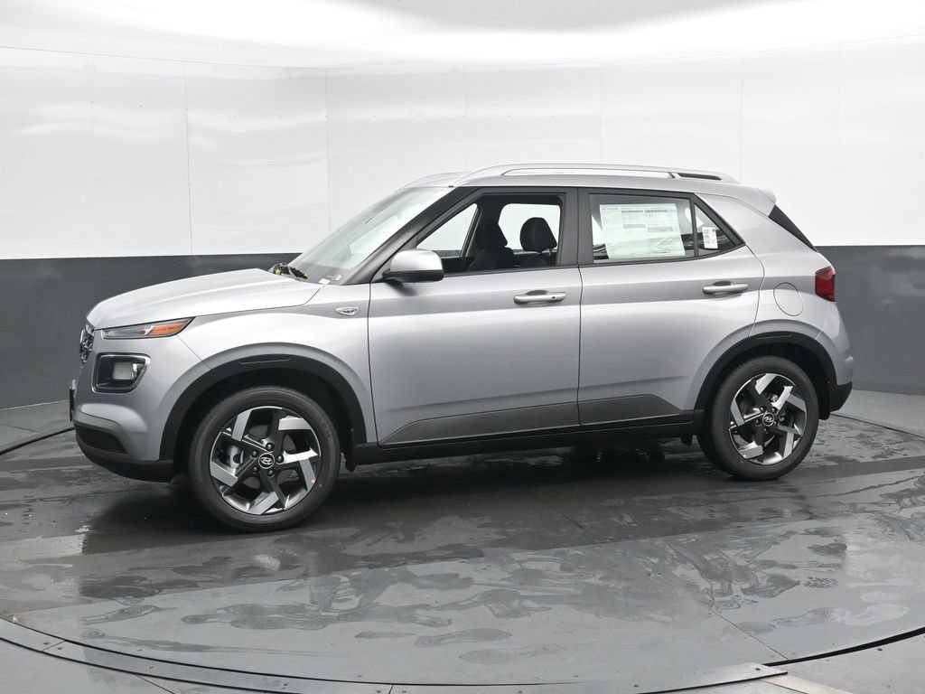 New 2026 Hyundai Venue SEL FWD image 8