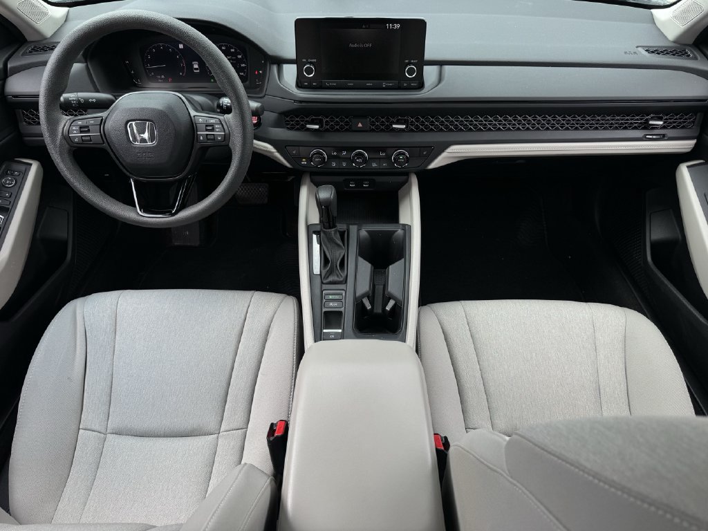 Used 2024 Honda Accord EX image 10