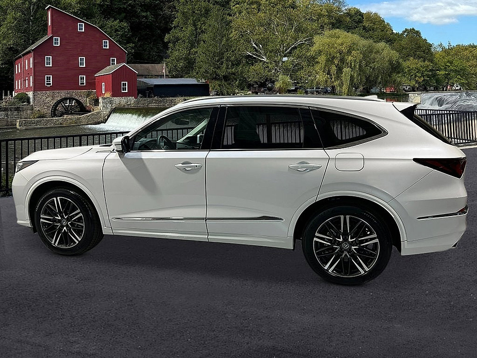 New 2026 Acura MDX SH-AWD w/ Advance Package image 2