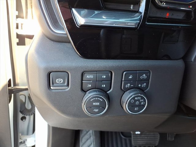 Used 2024 Chevrolet Silverado 1500 LTZ w/ Z71 Off-Road Package image 8