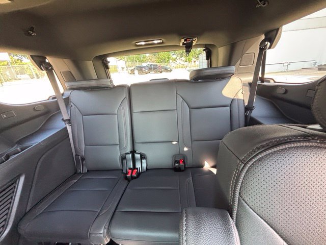 New 2026 Chevrolet Tahoe High Country w/ Sun And Tow Package AWD/4WD image 26