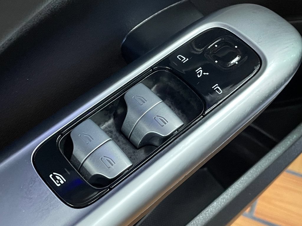 Used 2025 Mercedes-Benz C 36 AMG S image 17