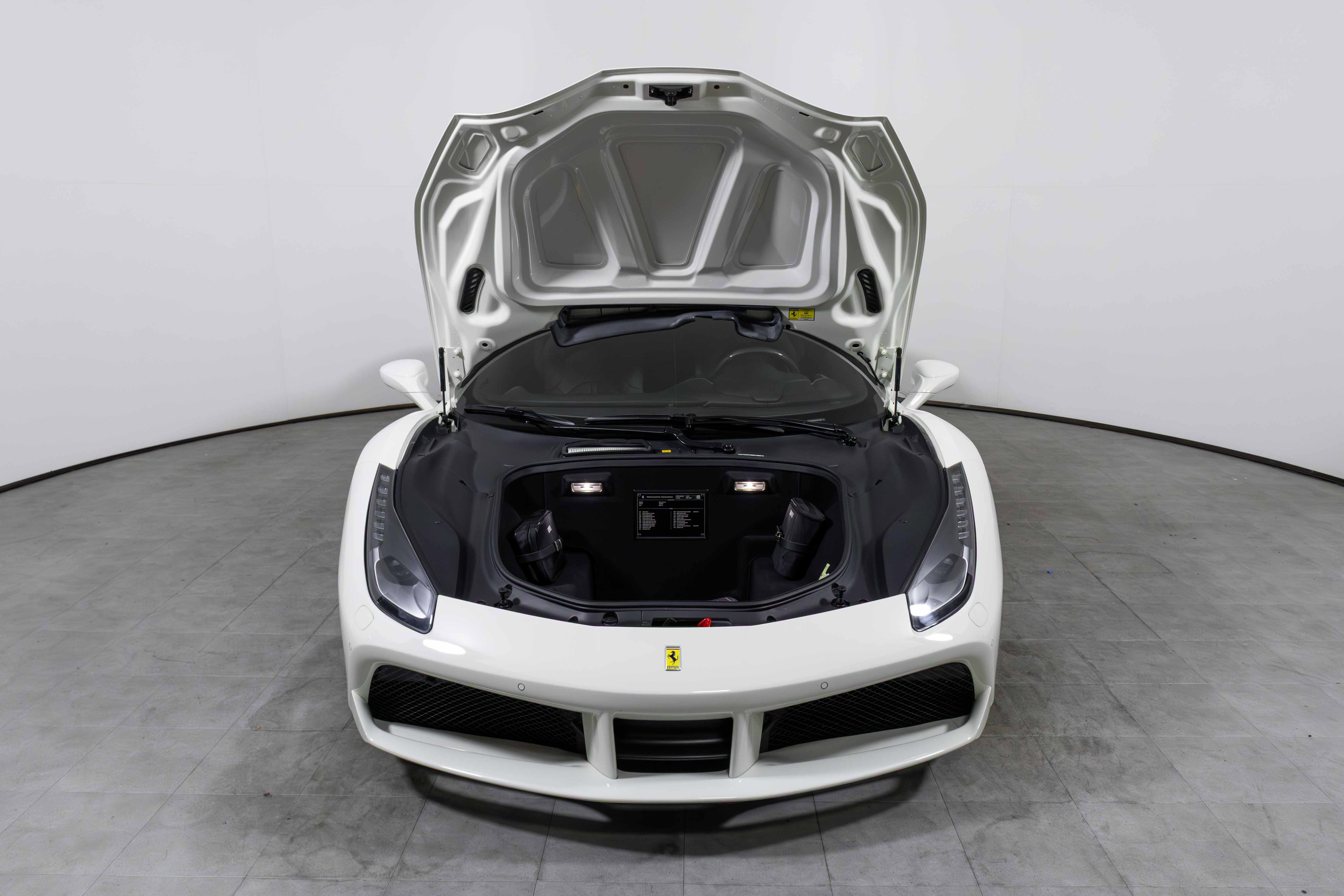 Used 2018 Ferrari 488 Spider image 11