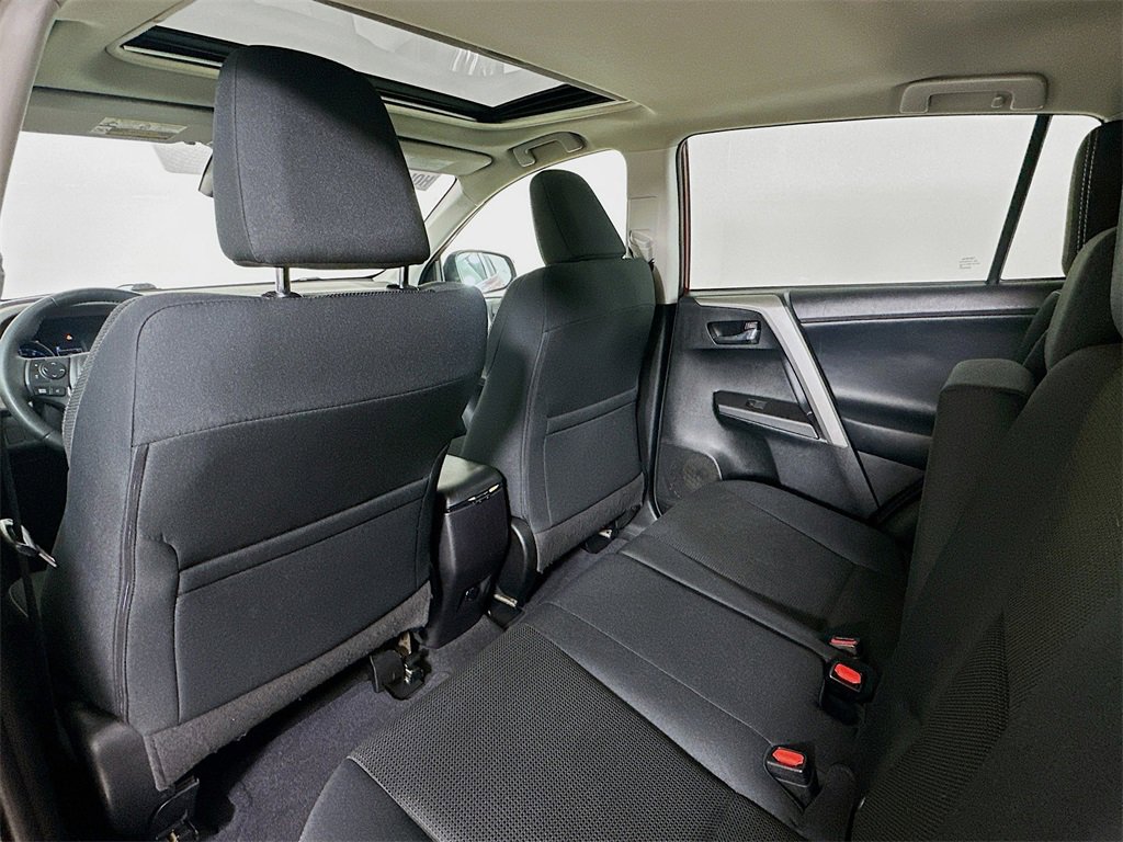 Used 2018 Toyota RAV4 XLE image 14