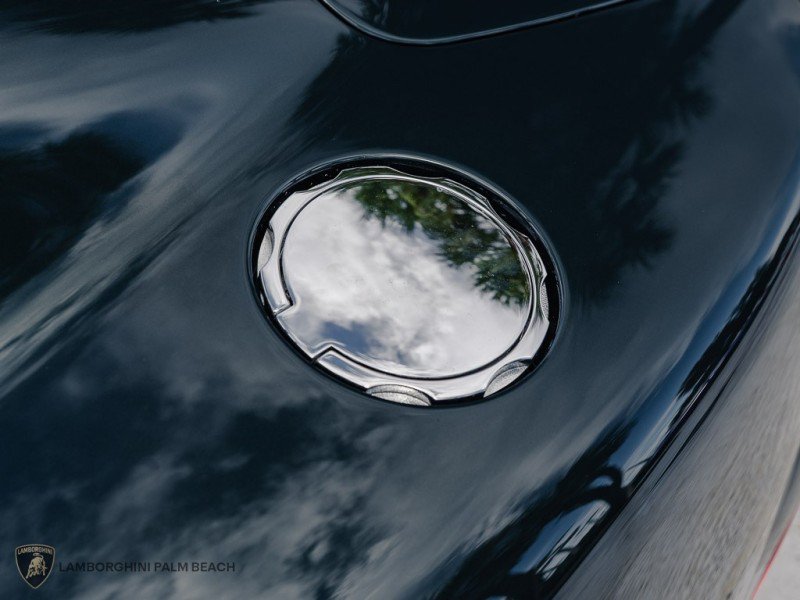 Used 2003 Aston Martin Vanquish RWD image 14